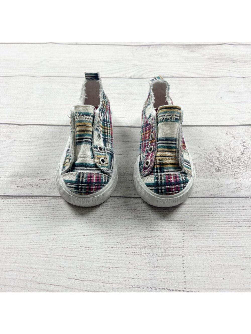 Blowfish Malibu Kids Plaid Canvas Slip On Sneakers Distressed Look 7 - Picture 3 of 8